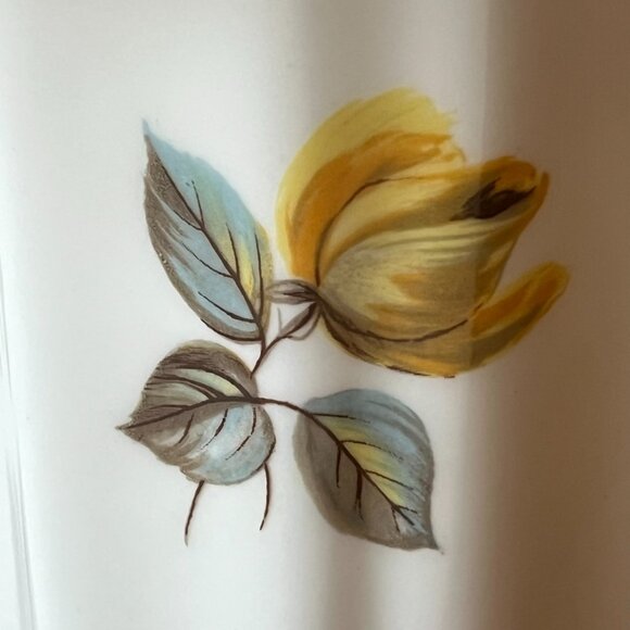 Royal Grafton Fine Bone China 2 Mugs Yellow Roses Flowers 7 oz England - Picture 6 of 11